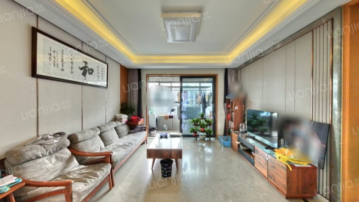 绿地玉晖二手房实景图