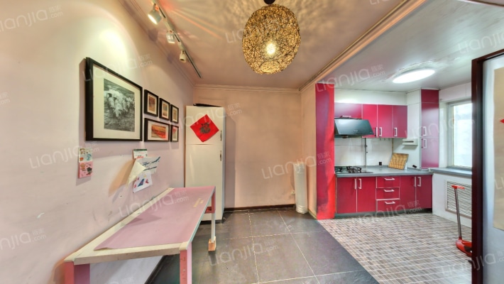 石佛营东里105号院二手房实景图