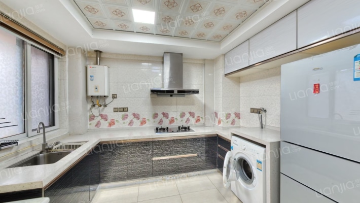 南方花园A组团二手房实景图