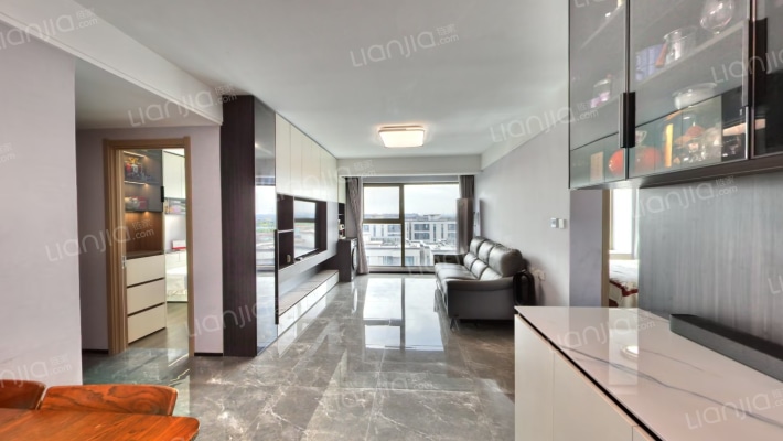 天保九如品筑体仁轩二手房实景图