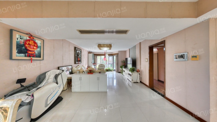 外企公寓二手房实景图