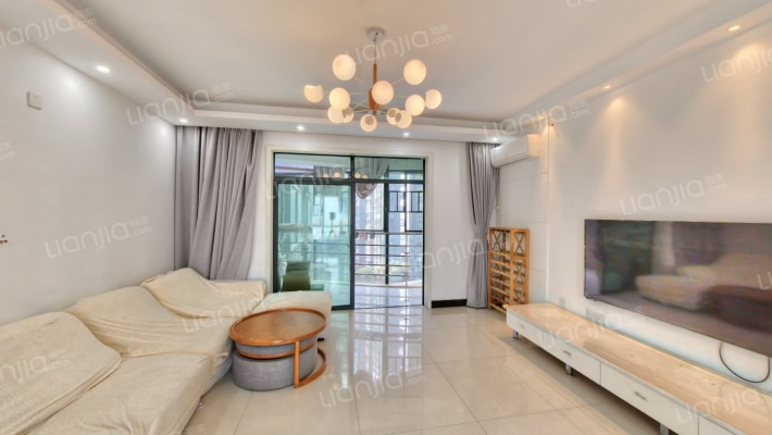 华盛新外滩二手房实景图