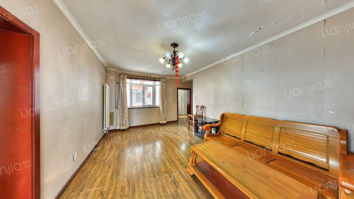 育新花园二手房实景图