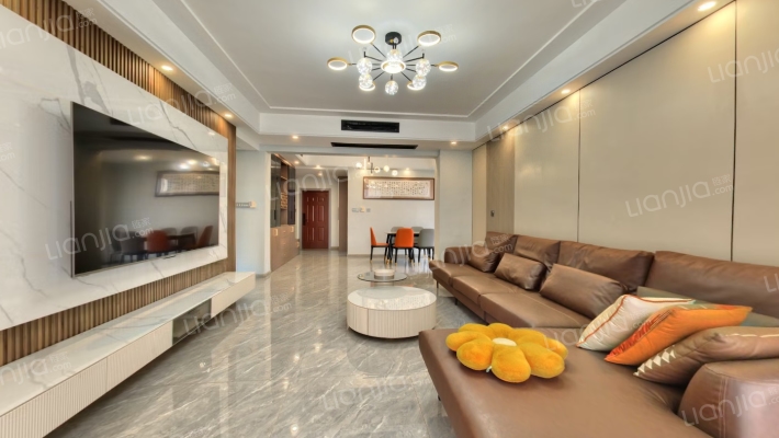 麓山国际帕萨迪纳3组二手房实景图