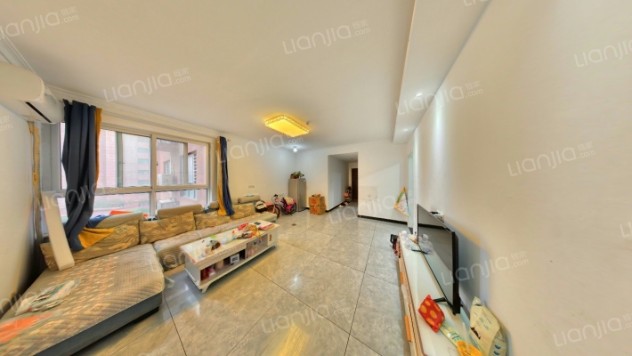 米兰阳光二手房实景图