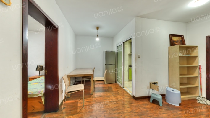 唱经楼西街二手房实景图