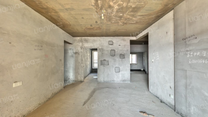 五江书香苑二手房实景图