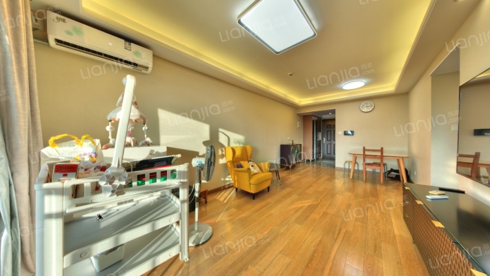 万科公园里三期二手房实景图