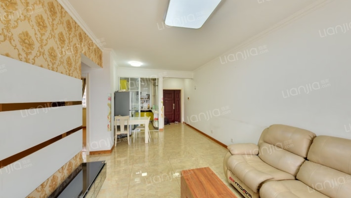 润江华府二手房实景图