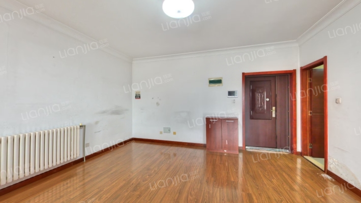 宝居佳苑二手房实景图