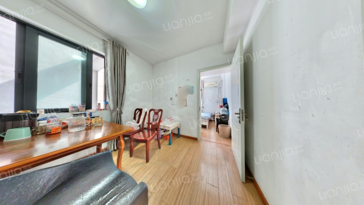 吉鸿家园和景苑二手房实景图