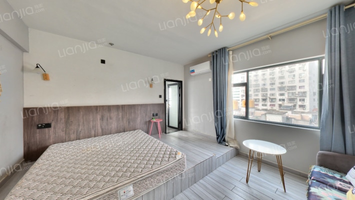 东港名苑二手房实景图