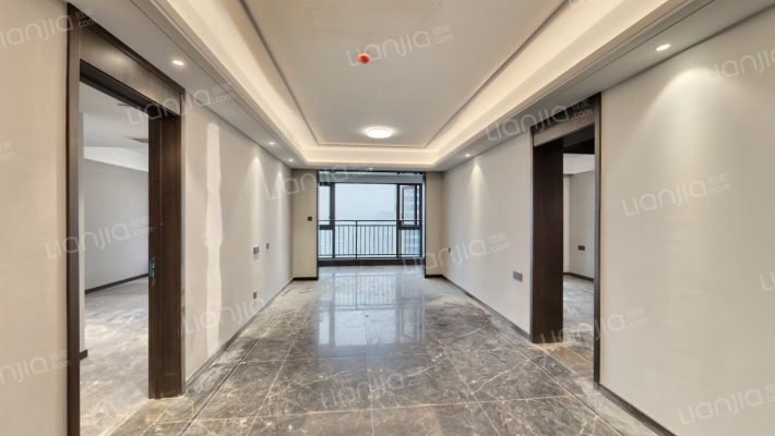 绿地麓云国际二期二手房实景图