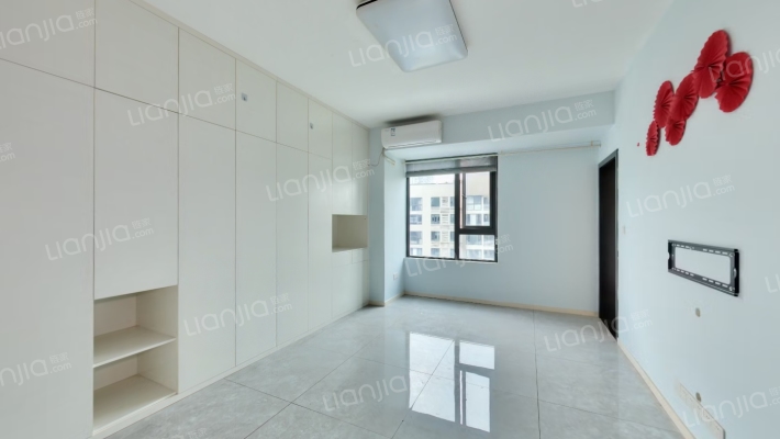 红馆二手房实景图