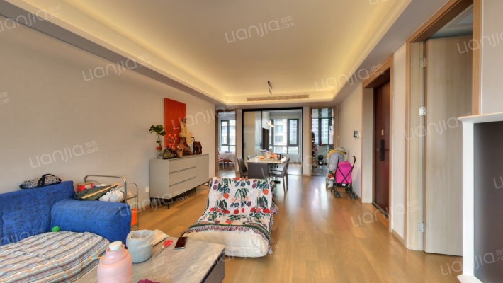 九龙仓逅湾雅苑二手房实景图