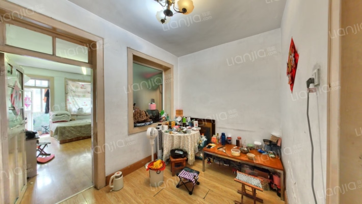 抚顺路24-48号二手房实景图