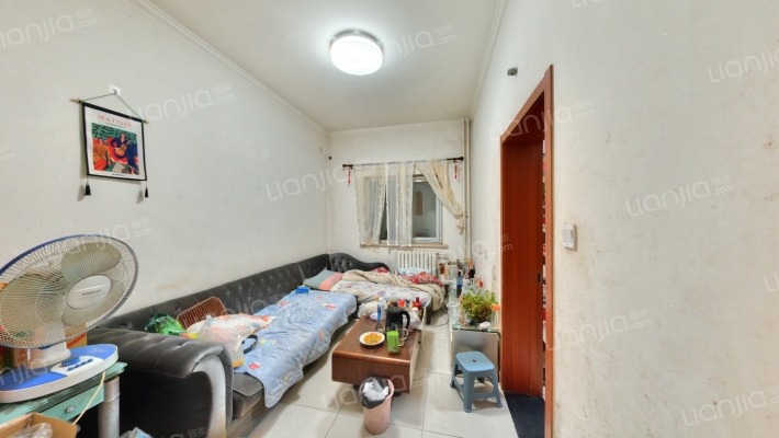 建功南里二手房实景图