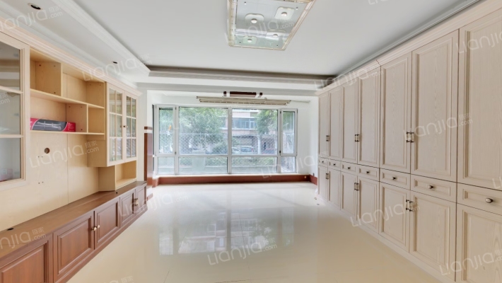 鸿彤园二手房实景图