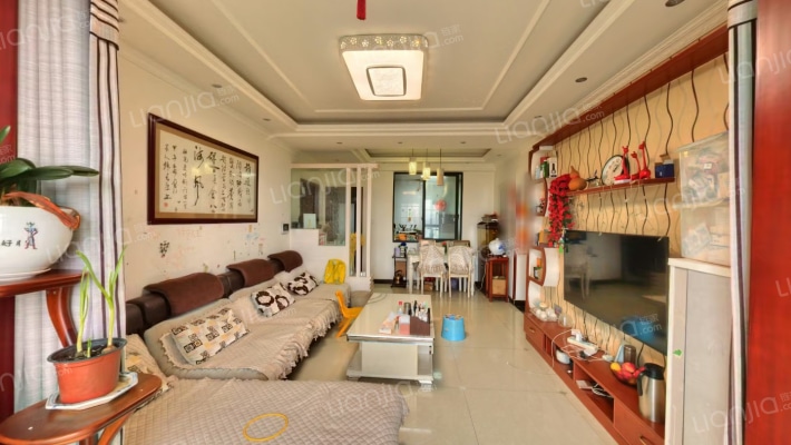 五彩城二手房实景图