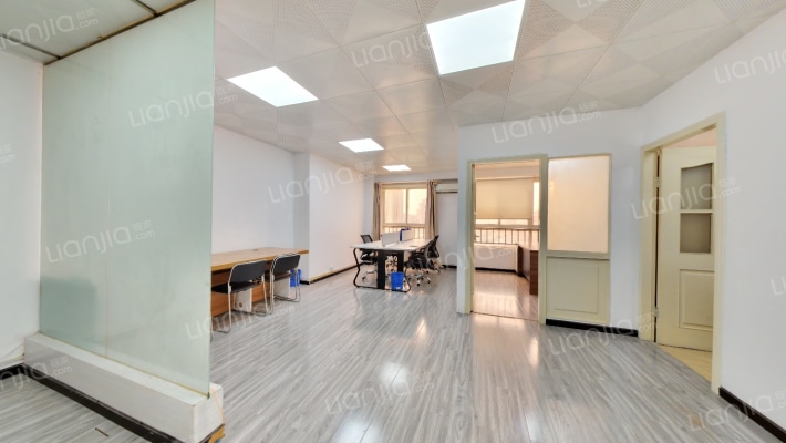 兆富国际二手房实景图