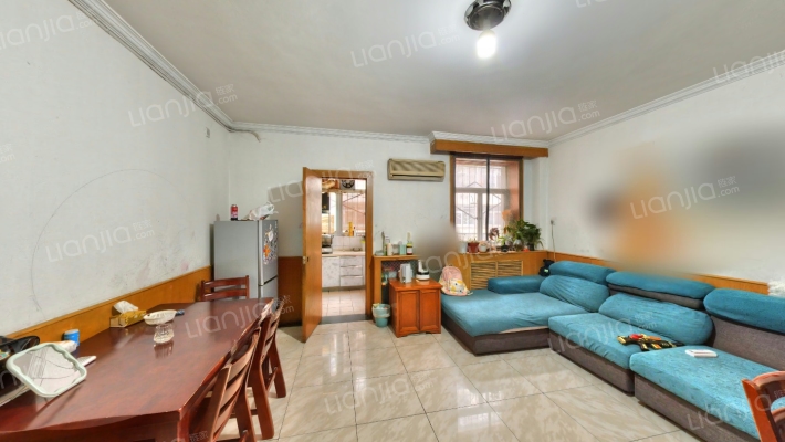 中国银行家属院二手房实景图