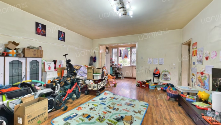 中铁二局新城二手房实景图