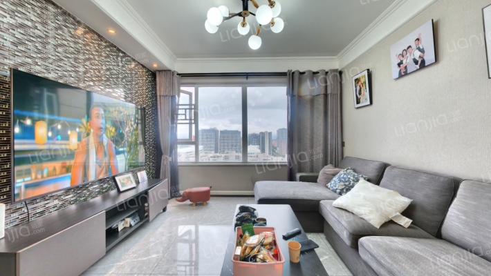 蓝光乐彩城三期二手房实景图