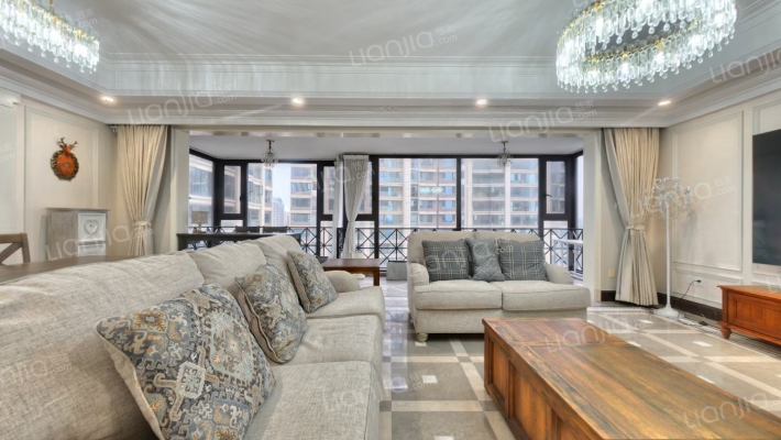 西派泊玥二手房实景图