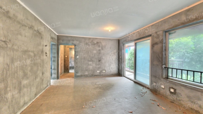 合能珍宝锦城二手房实景图