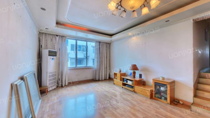 财政局宿舍二手房实景图