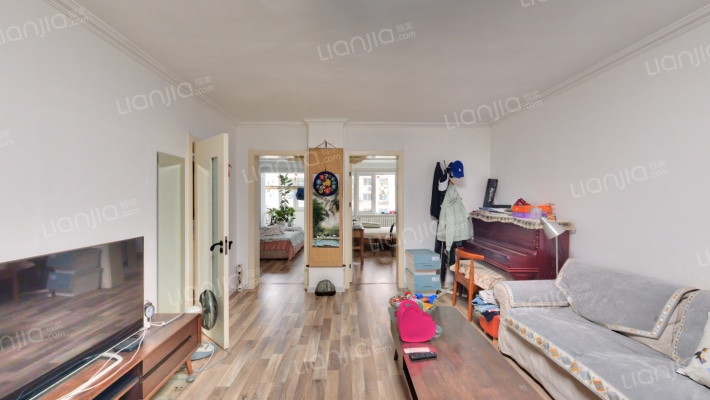 卧龙双厦二手房实景图