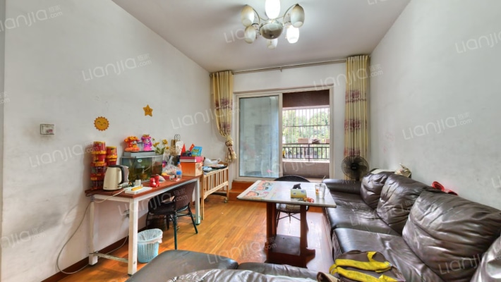 爱立方二手房实景图