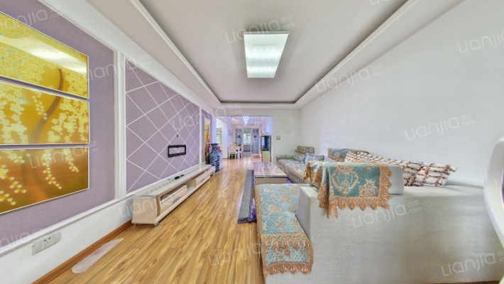 长江盛阁二手房实景图