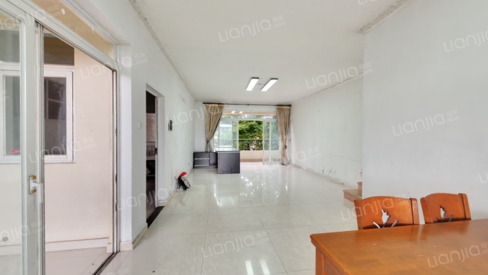 水岸山城二手房实景图