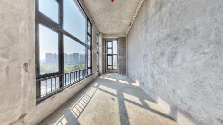 龙湖颐天康养天曜公寓二手房实景图