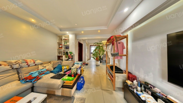 书香春天二手房实景图