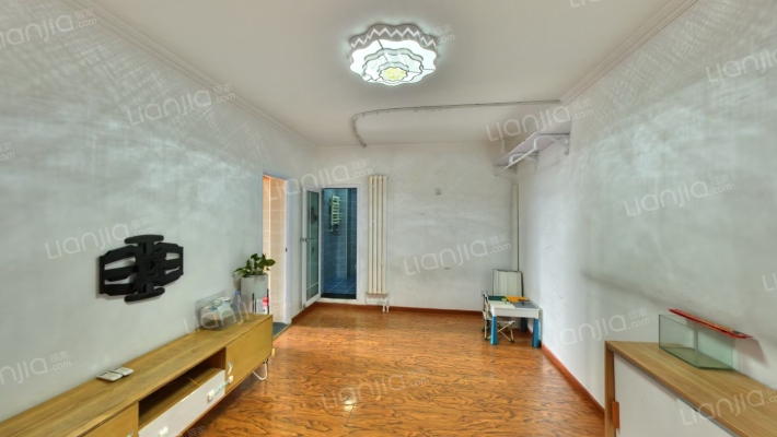 建欣苑四里二手房实景图