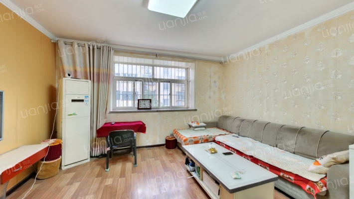 龙苑居住区二手房实景图