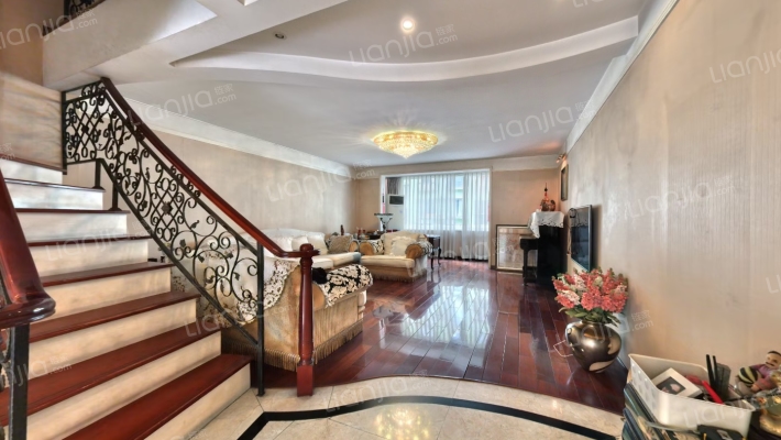 风格雅园二手房实景图