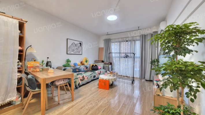 时代晶座(高新)二手房实景图