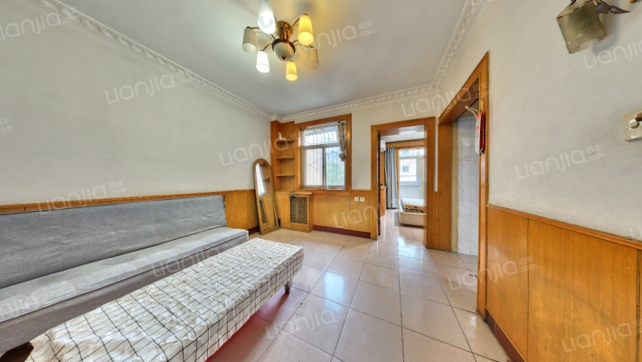 庆安颐秀园二手房实景图