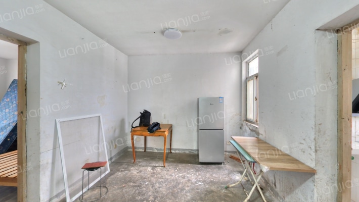 东虹花苑南二手房实景图