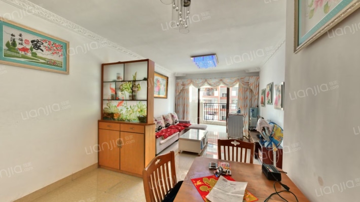 东峻芭堤花岸二手房实景图