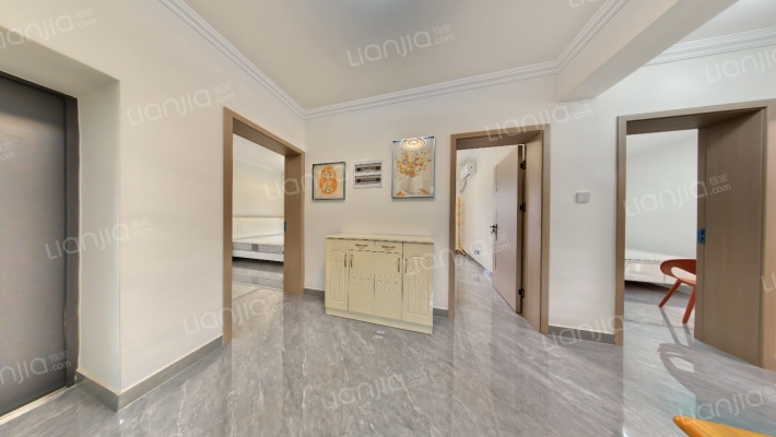 人民中路三段14号院二手房实景图