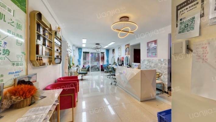 草南兴善社区二手房实景图