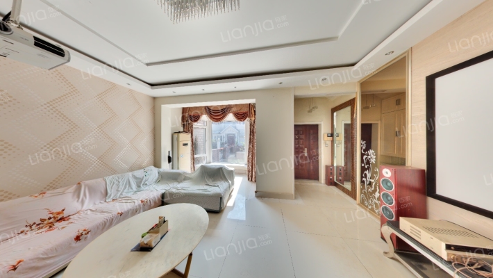 香格蔚蓝D区二手房实景图