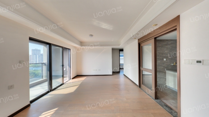 万科星光森林A区二手房实景图