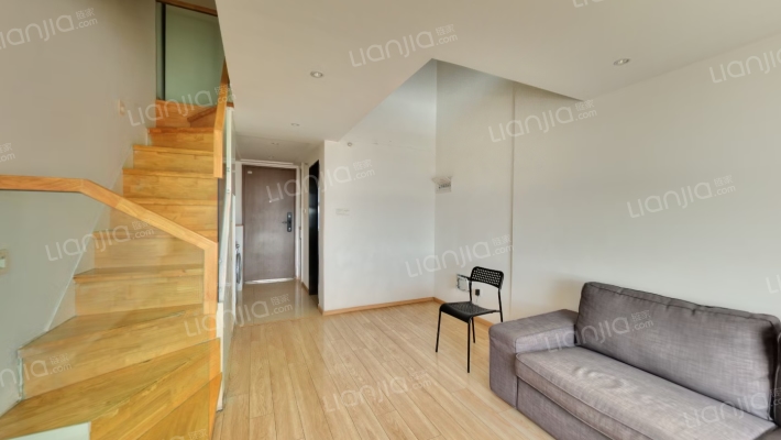 卓越宾果公寓二手房实景图