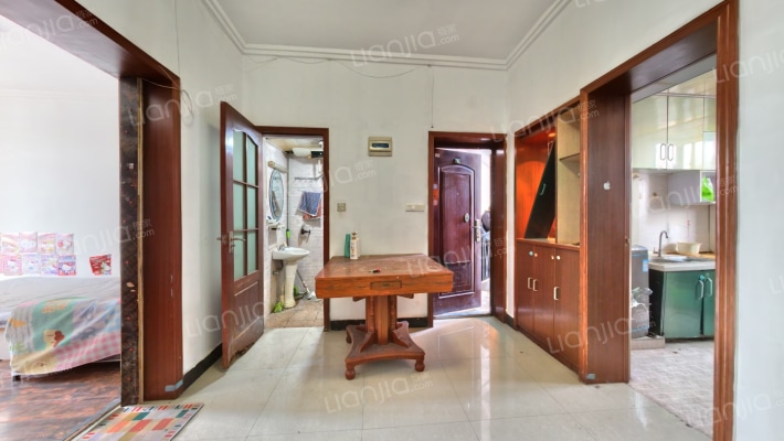 美颂雅庭二手房实景图