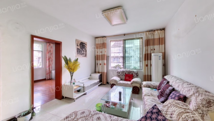 观凤东街205号二手房实景图